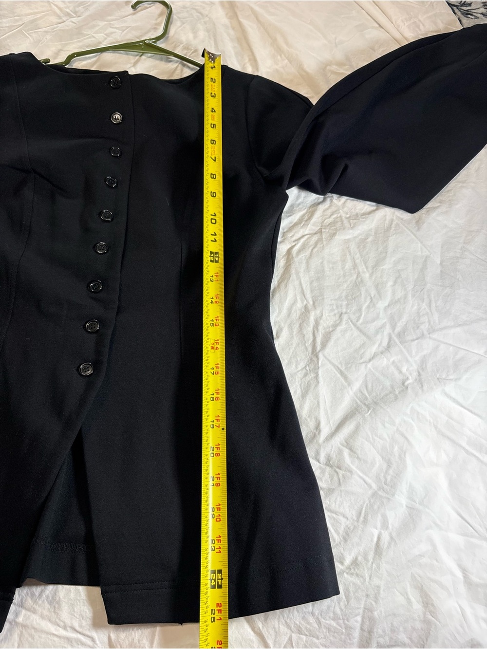 ALIGNE Bonnie Ponte Waisted Blazer en Black - Picture 7 of 12